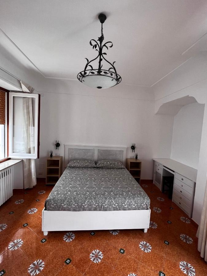 Casa Dora Bed and Breakfast Anacapri  Exteriör bild